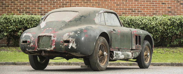 Un prototip Aston Martin mancat de rugina s-a vandut pentru 820.000 de Euro
