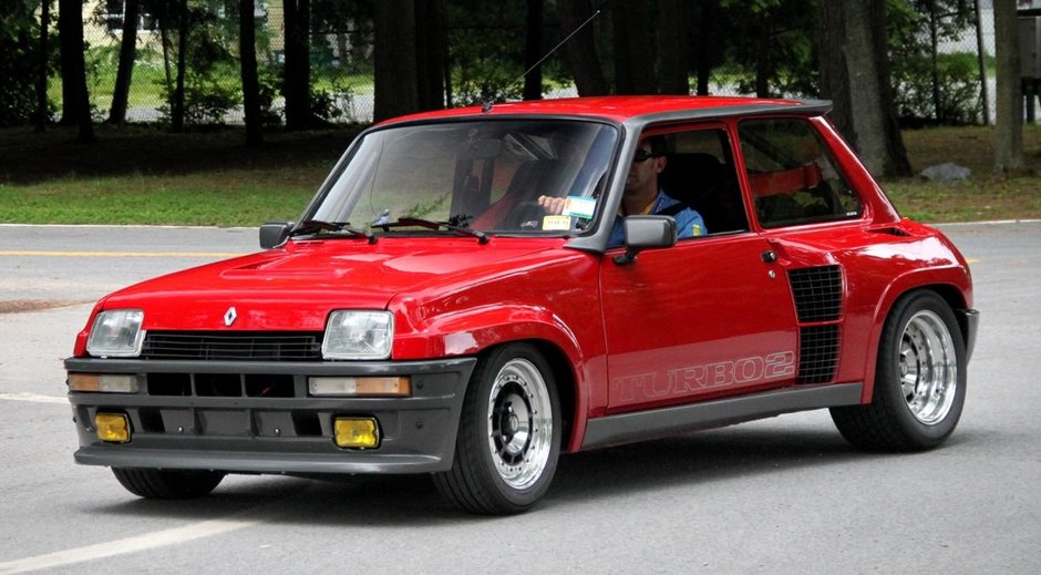 Un Renault 5 Turbo din 1980 se vinde acum la pret de vila in Dorobanti Un Renault 5 Turbo din 1980 se vinde acum la pret de vila in Dorobanti