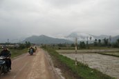 Un roman in jurul lumii cu motocicleta: din Vietnam in Romania