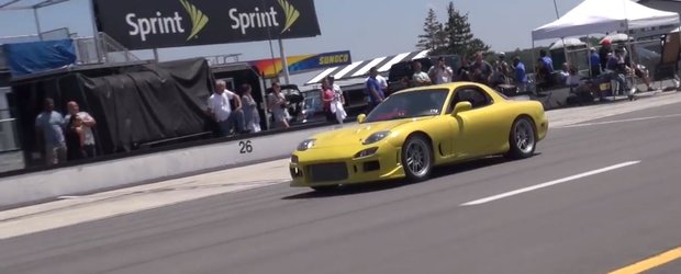 Un RX-7 aparent stock face de ras mai multe supercaruri cu motoare V8 si V10