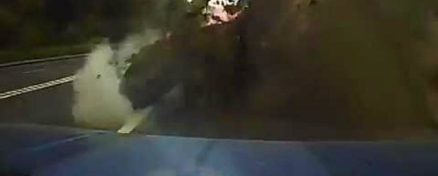 Un scurt video ne arata ce se intampla acum pe strazile din Ucraina