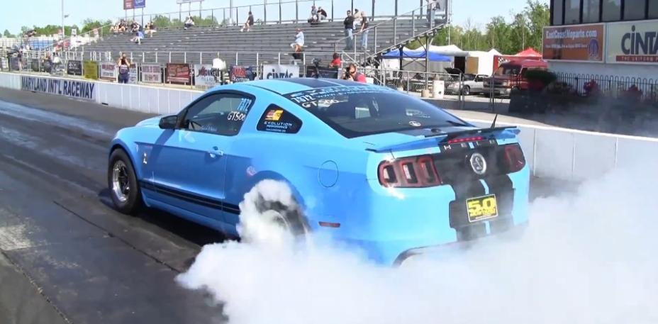 Un Shelby GT500 de peste 1000 cp face sfertul de mila in 8 secunde