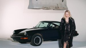 Un superb Porsche 911 SC e distrus in numele modei