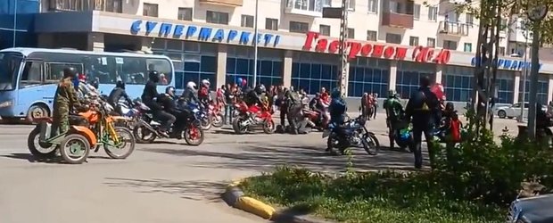 Un tramvai strica petrecerea unor motociclisti