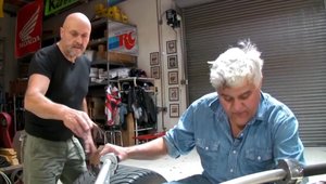 Un trike cu 1000 cp poposeste in garajul lui Jay Leno