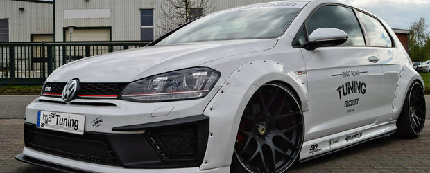 Un wide body kit si jantele pe 20 au scos din anonimat acest Golf GTI