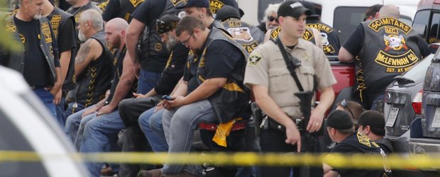 Unde duce orgoliul prostesc al motociclistilor americani: 9 morti si 18 raniti