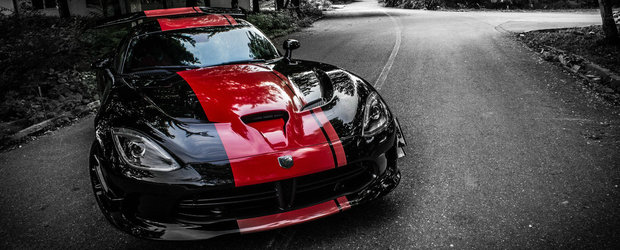 Unic in Europa, stabilit in Bucuresti: Dodge Viper GTS cu 725 cp, modificat de Hennessey