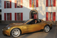 Unicat: Ferrari P540 Superfast Aperta - The Golden Ferrari