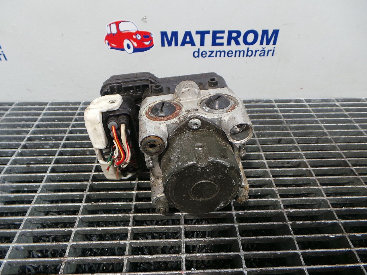 UNITATE ABS TOYOTA RAV4 RAV4 2.0 VVTI - (2000 2005)