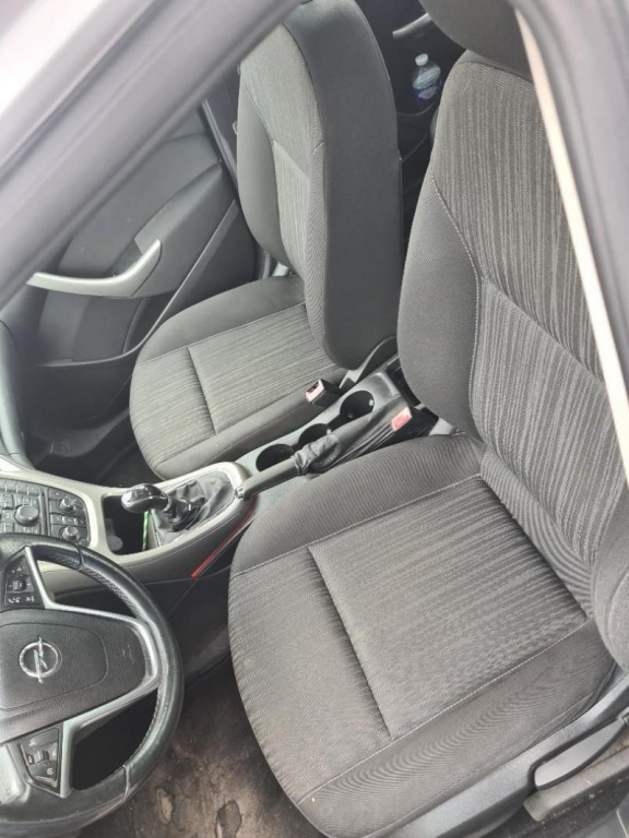 Unitate audio CD300 CD Player Opel Astra J 2009-2012