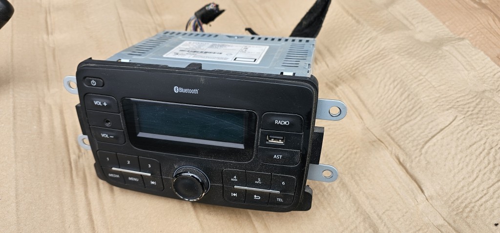 Unitate media radio Dacia Duster 2 2018 2019 2020 2021