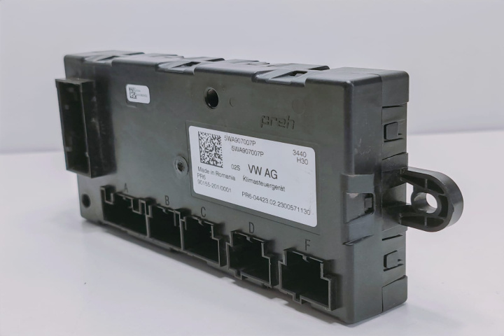 Unitate Modul control climatizare 901552010001 / 5WA907007P Audi A3 4 (8Y) [2020 - 2020]