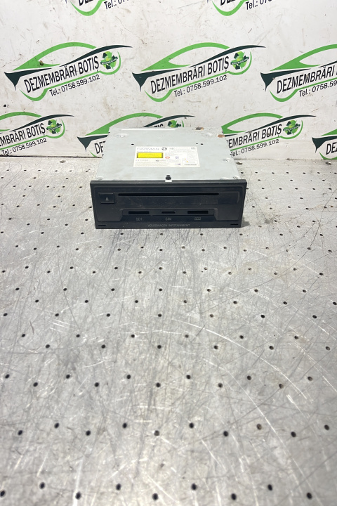 Unitate navigatie 7P6 035 670 E 7P6 035 670 E 7P6 035 670 E Volkswagen VW Touareg generatia 2 7P [facelift] [2014 - 2018] Crossover
