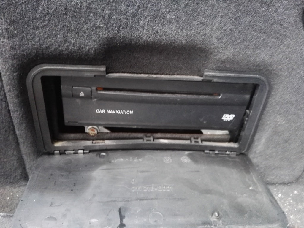 Unitate Navigatie DVD Mercedes E-class w211
