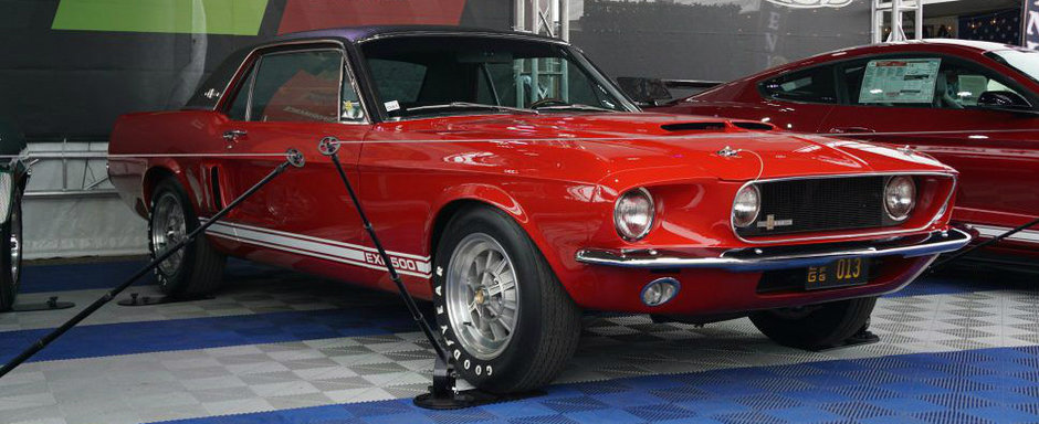 Unul dintre cele mai importante Mustang-uri din istorie a fost restaurat. Masina a fost gasita abandonata pe un camp