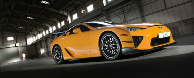 Update Foto: Lexus LFA Nurburgring - Pentru ca destul nu e suficient