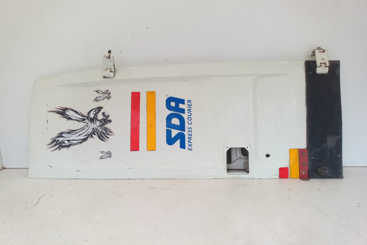 Usa batanta dreapta spate IVECO Daily 3 [1999 - 2006]
