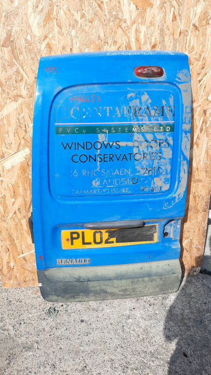 Usa Batanta Spate Stanga Renault KANGOO (KC) 1997 - 2007