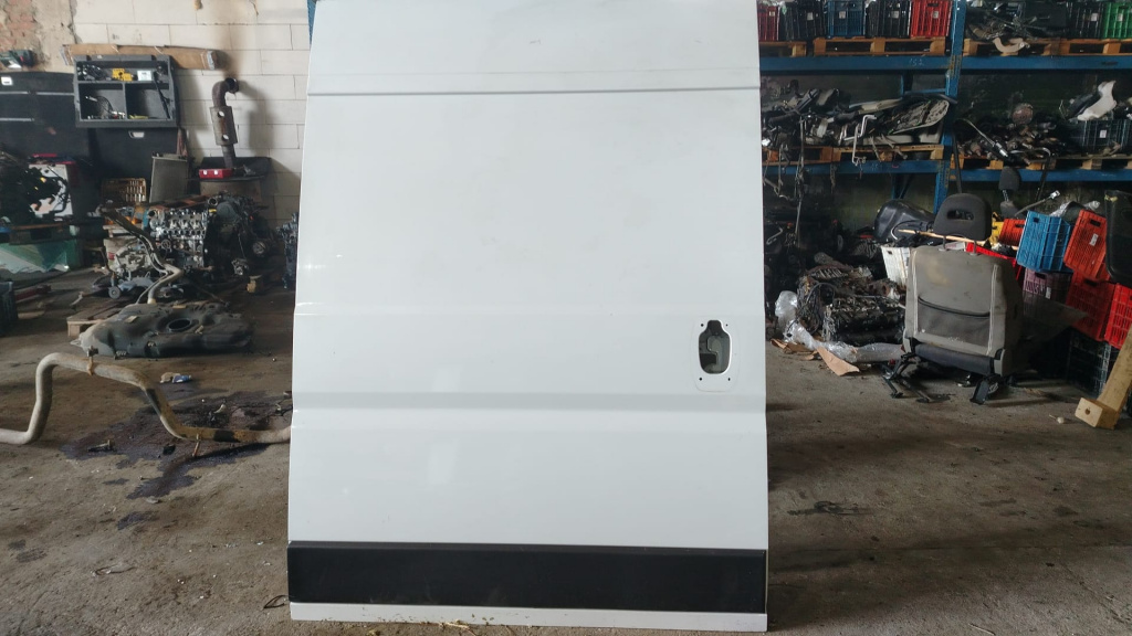 Usa culisanta Peugeot Boxer 2 Typ250 [2nd facelift] [2015 - 2020] 2.2 hdi 4h03