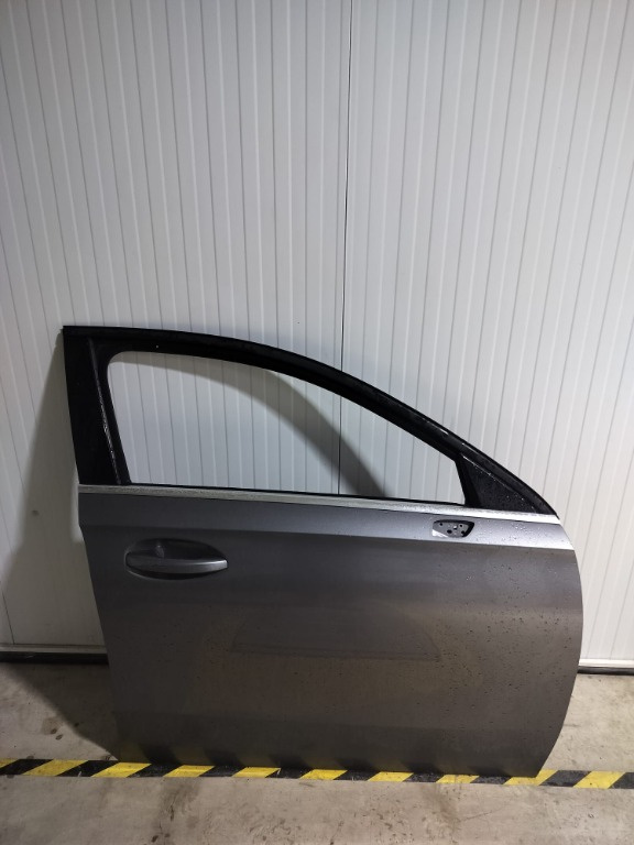 Usa dr fata Mercedes A-class W177