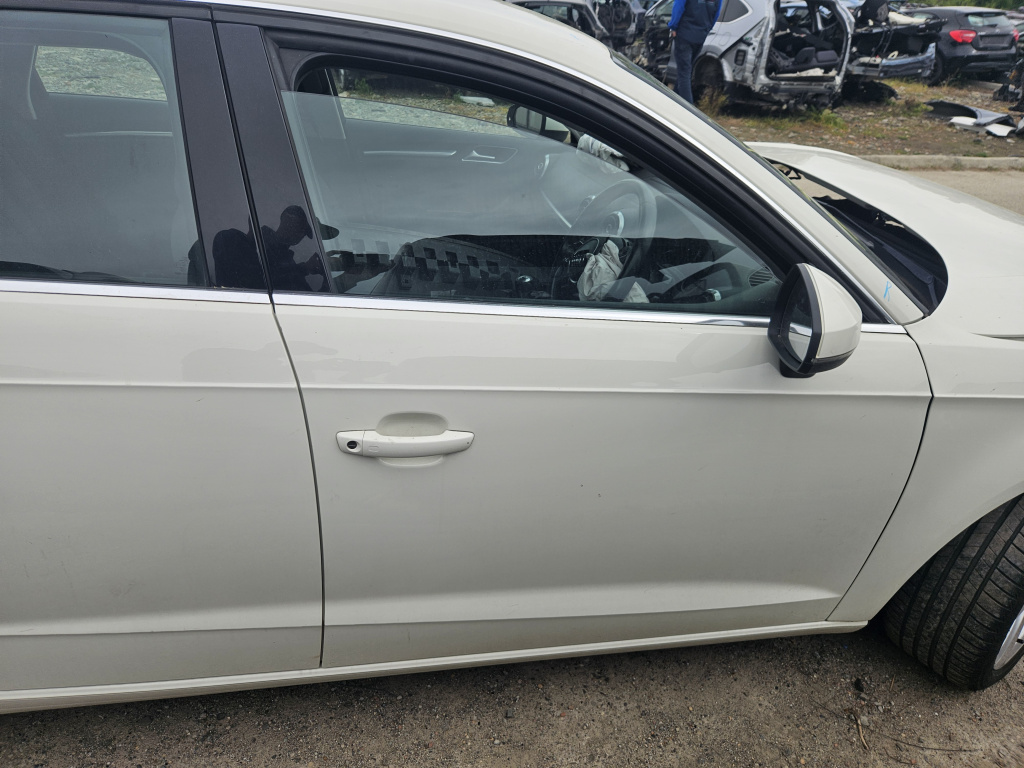 Usa dreapta fata Audi A3 8V Hatchback - Motorina 2015, -