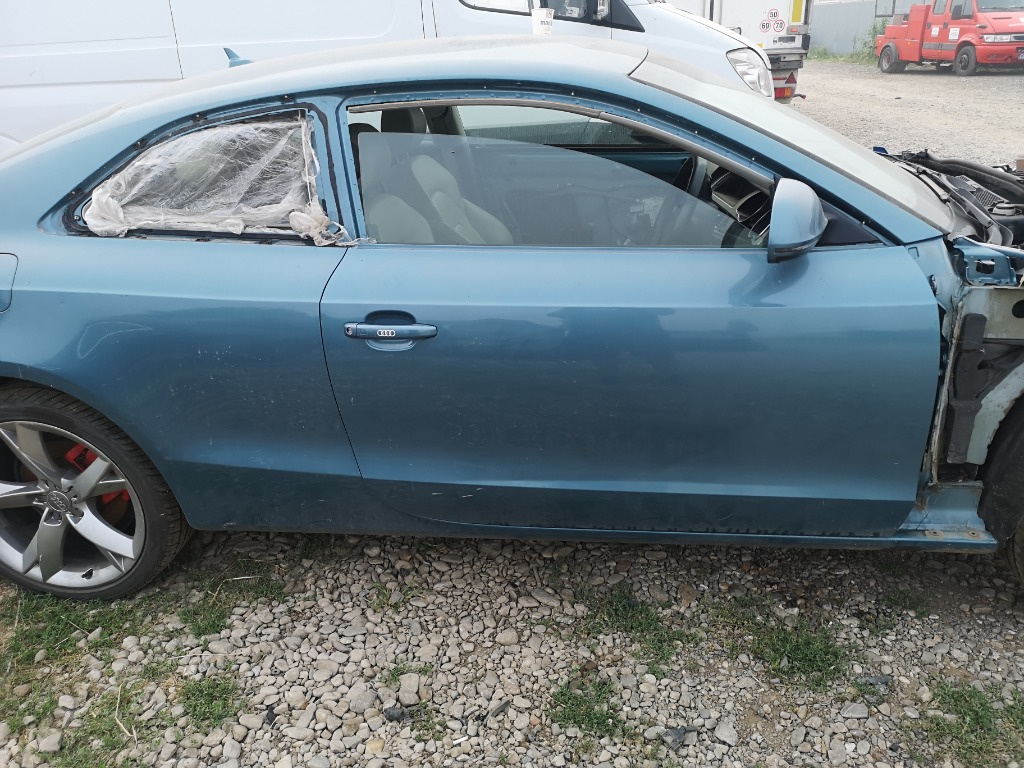 Usa dreapta fata Audi A5 coupe
