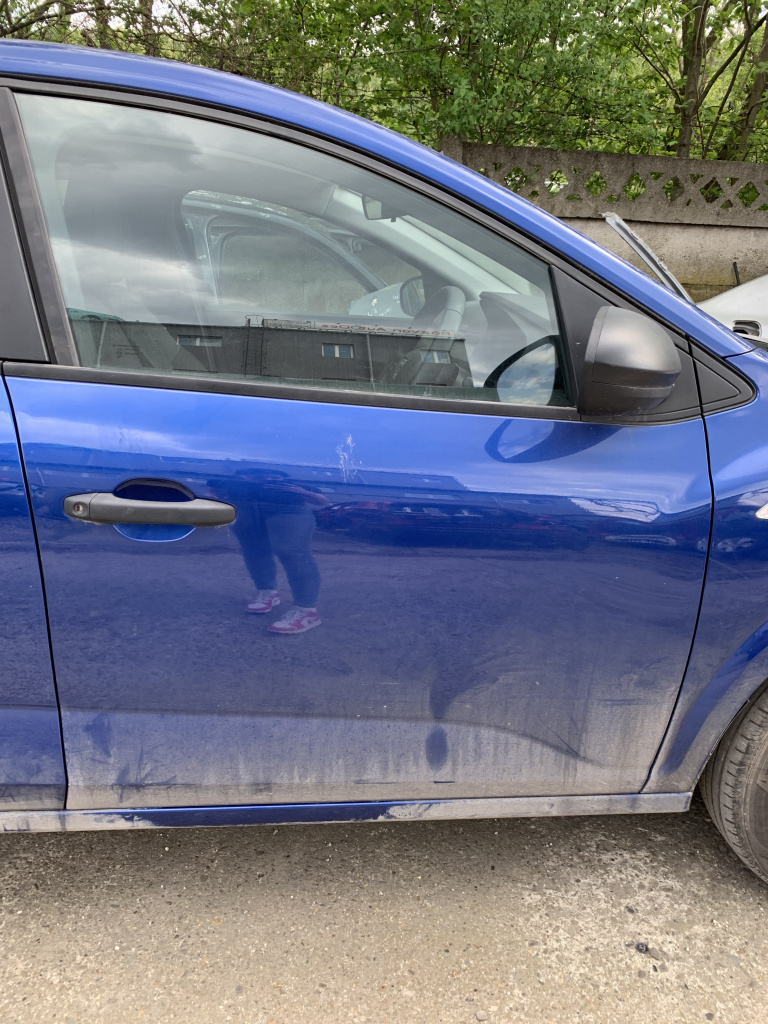 Usa dreapta fata Dacia Sandero 3 1.0 Benzina 2021, -