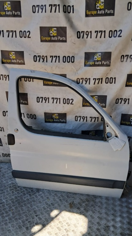 Usa dreapta fata goala Peugeot Partner 2.0 HDI cod motor RHY , transimie manuala an 2004