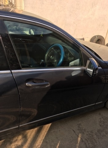 Usa dreapta Fata Mercedes C class w204 2010