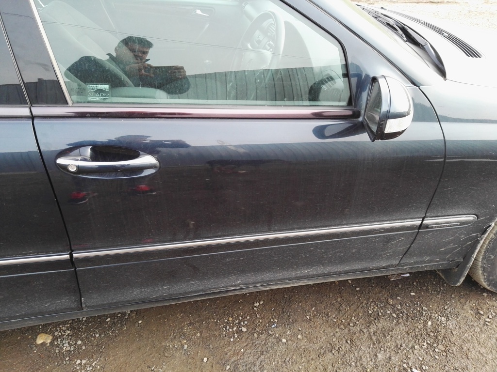 Usa dreapta fata Mercedes C220 CDI w203