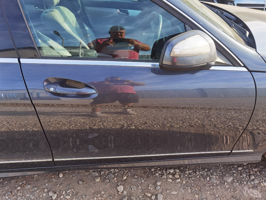 Usa dreapta fata Mercedes C220 cdi w204 an 2008