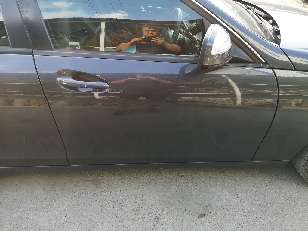 Usa dreapta fata Mercedes c220 cdi w204