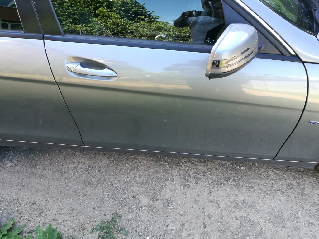 Usa dreapta fata mercedes c220 cdi w204