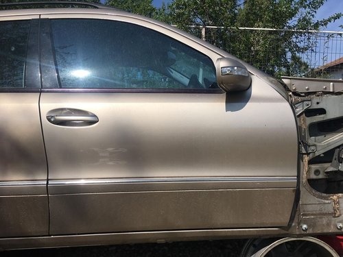 Usa dreapta fata Mercedes E class w211 2006
