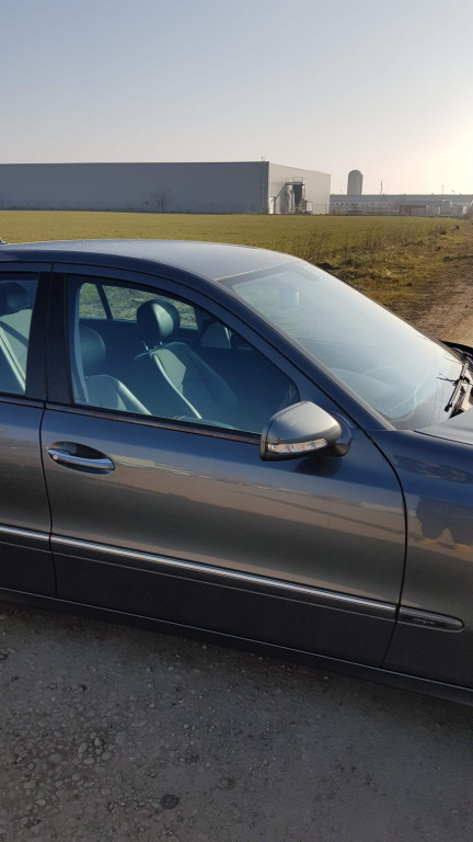 USA DREAPTA FATA MERCEDES E-CLASS W211 FACELIFT