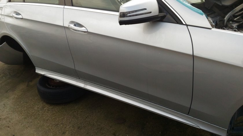 Usa dreapta fata Mercedes E Class W212 2010 // 2016
