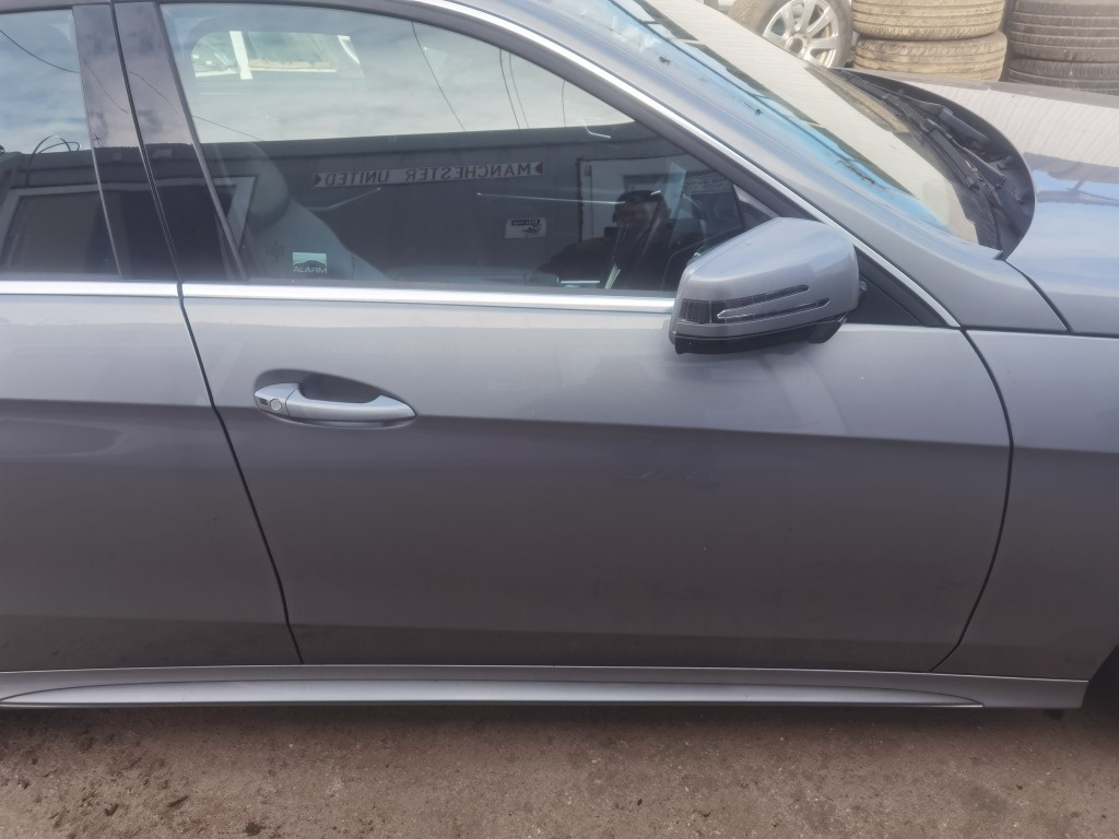 Usa dreapta fata Mercedes e220 w212 facelift