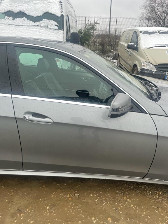 Usa dreapta fata Mercedes e350 cdi w212 facelift