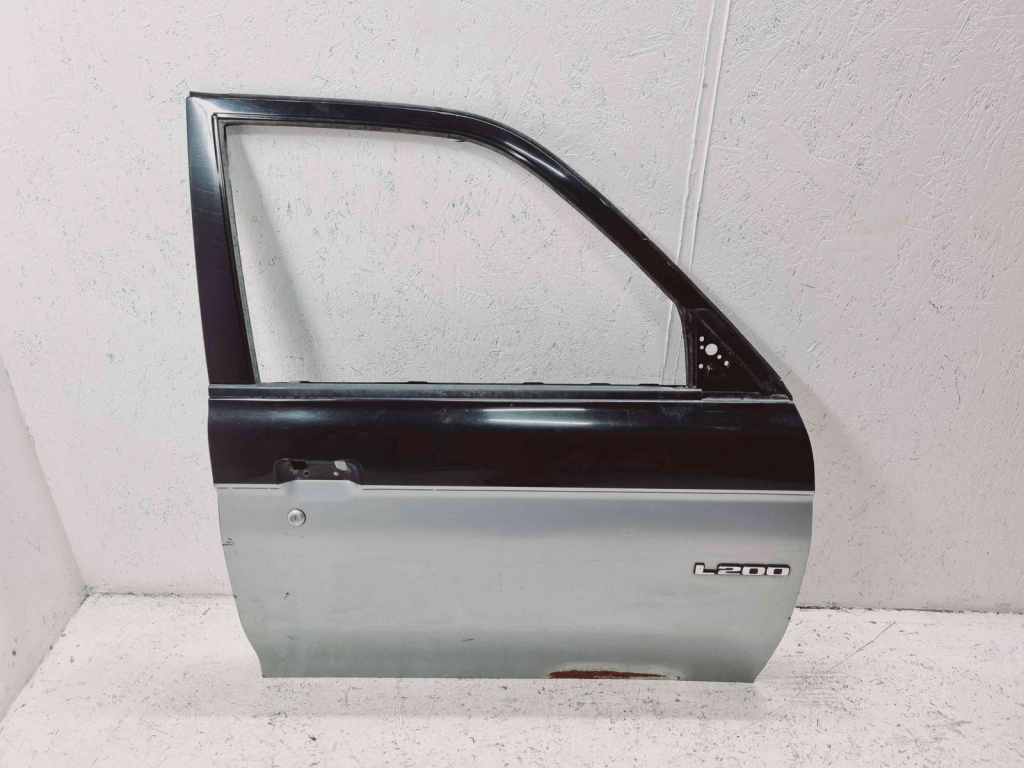 Usa dreapta fata MITSUBISHI L200 Facelift [Fabr 2002-2006] J9AB