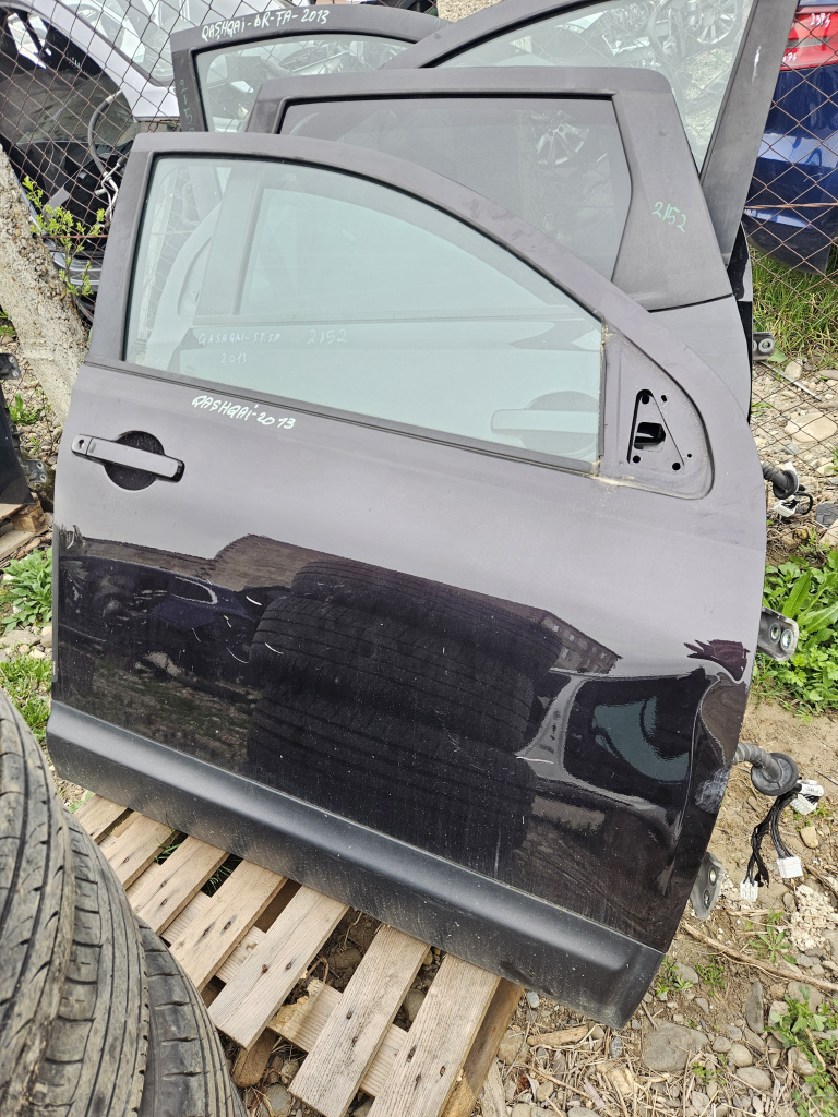 Usa dreapta fata Nissan Qashqai 2012, CU DEFECT