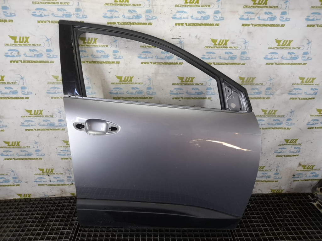 Usa dreapta fata Peugeot 3008 2 [2016 - 2020] 1.6 hdi BH01