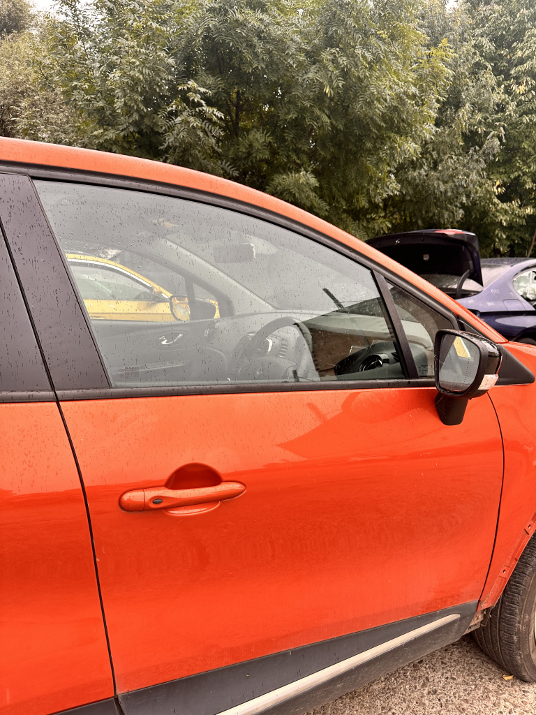 Usa dreapta fata Renault Captur 0.9 Benzina 2016, -