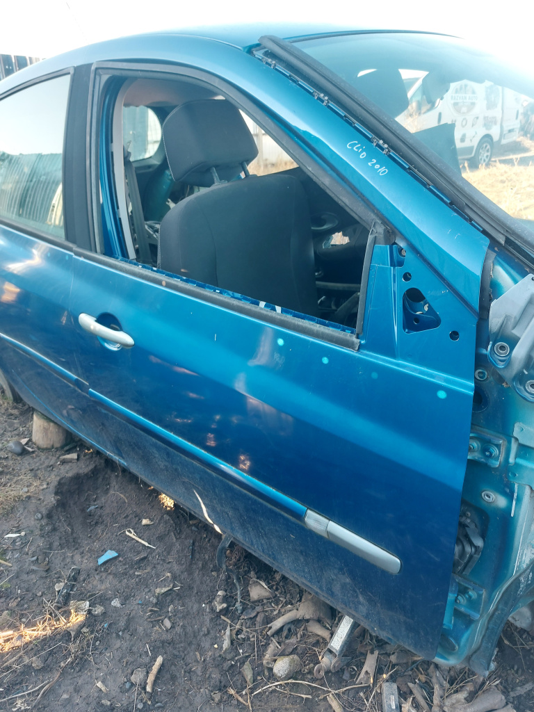 Usa dreapta fata Renault Clio 3 - Motorina 2010, -