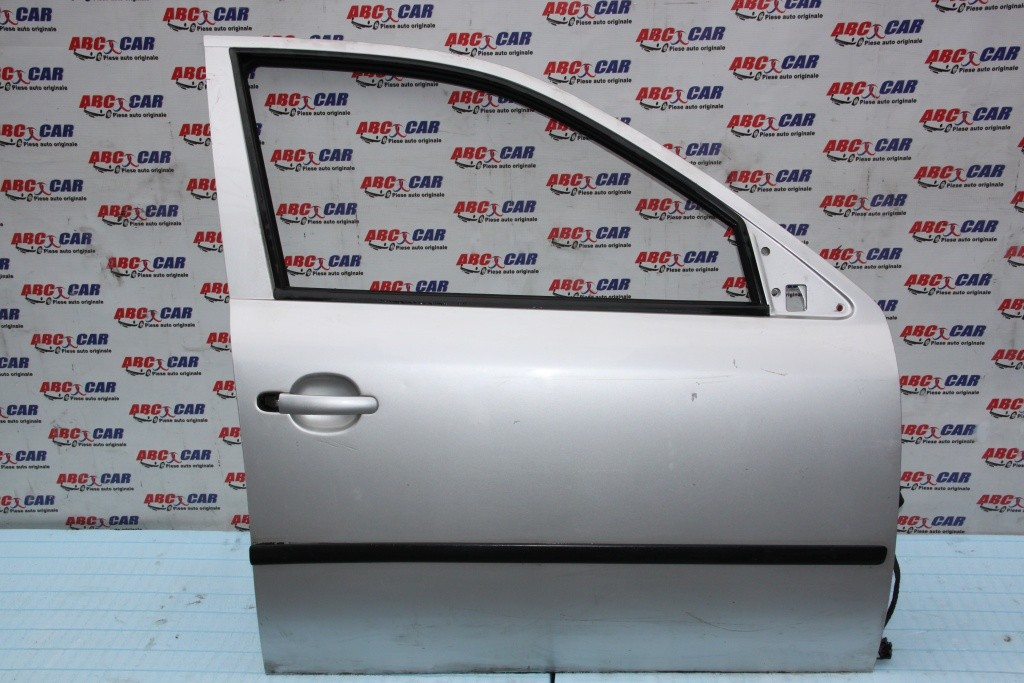Usa dreapta fata Skoda Octavia 1 1U Combi model 2005