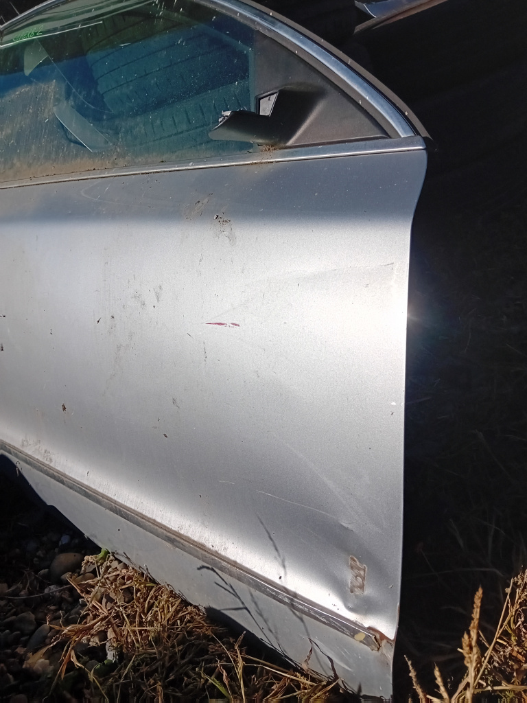 Usa dreapta fata Skoda Superb 2 2010, MIC DEFECT