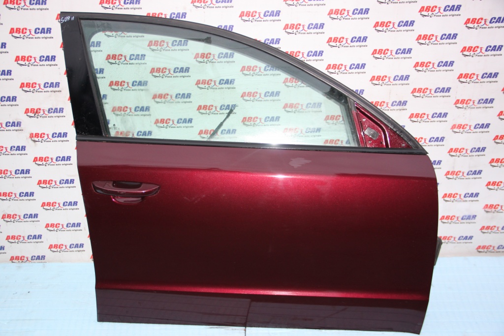 Usa dreapta fata Skoda Superb 2 3T model 2014