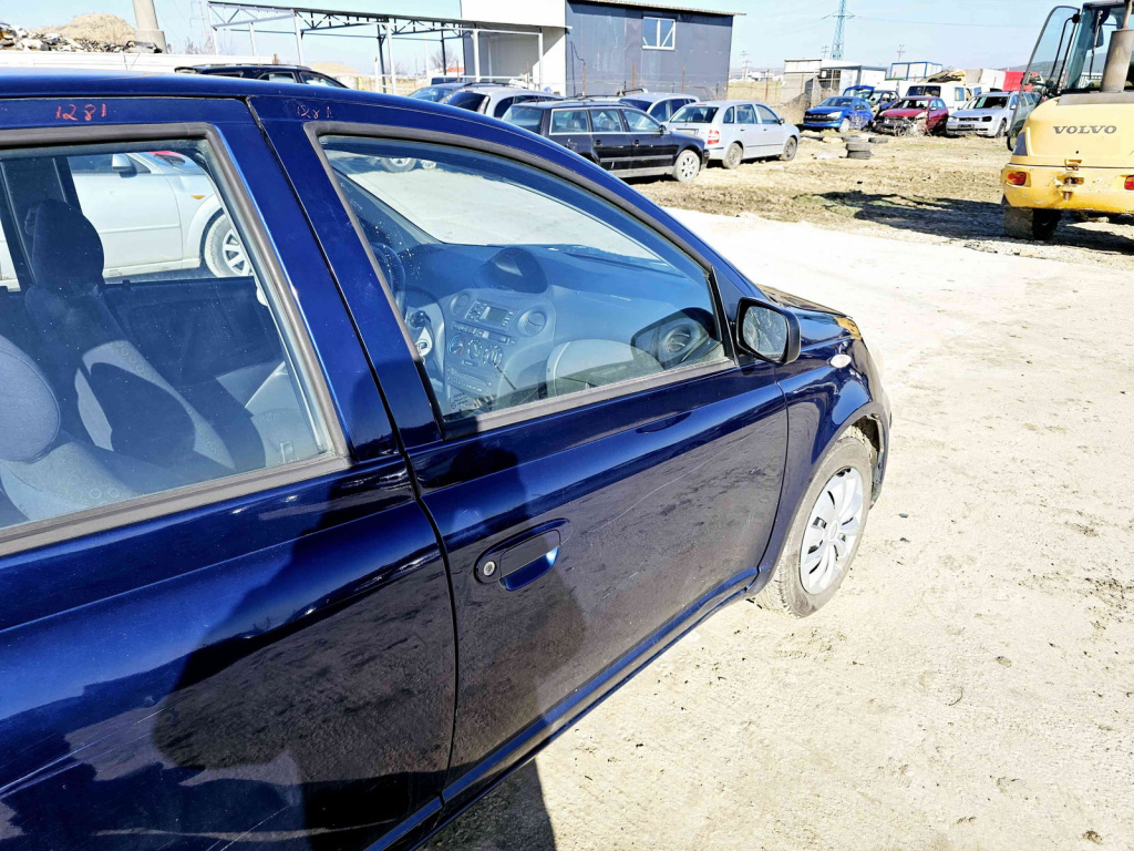 Usa dreapta fata Toyota Yaris (P1) [Fabr 1999-2005] 8P4