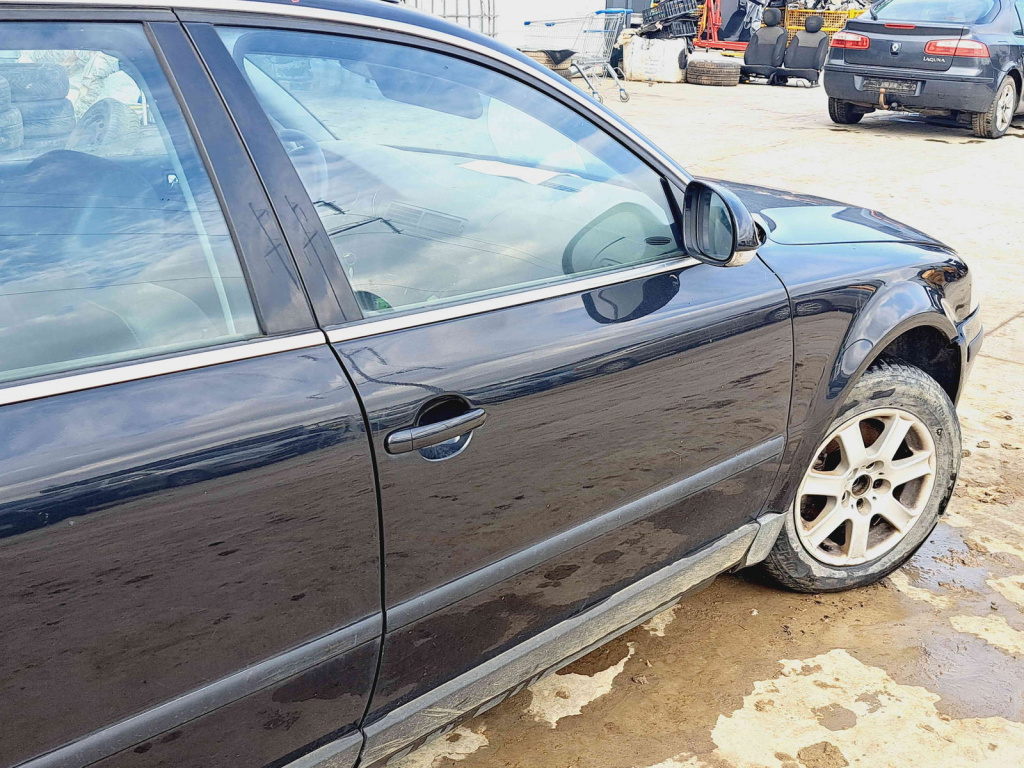Usa dreapta fata Volkswagen Passat B5.5 (3B6) Variant [Fabr 2001-2005] LC9Z