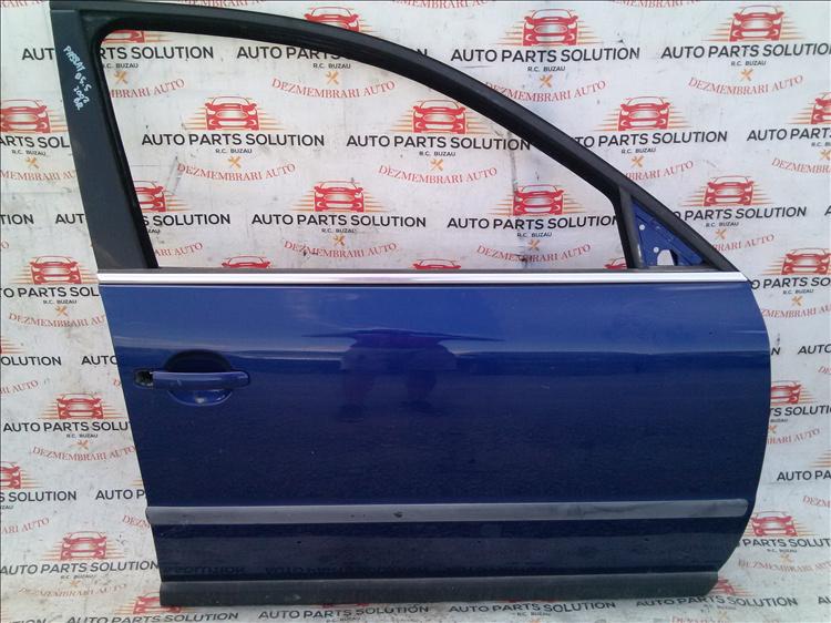 Usa dreapta fata VOLKSWAGEN PASSAT B5.5 an fabr 2002